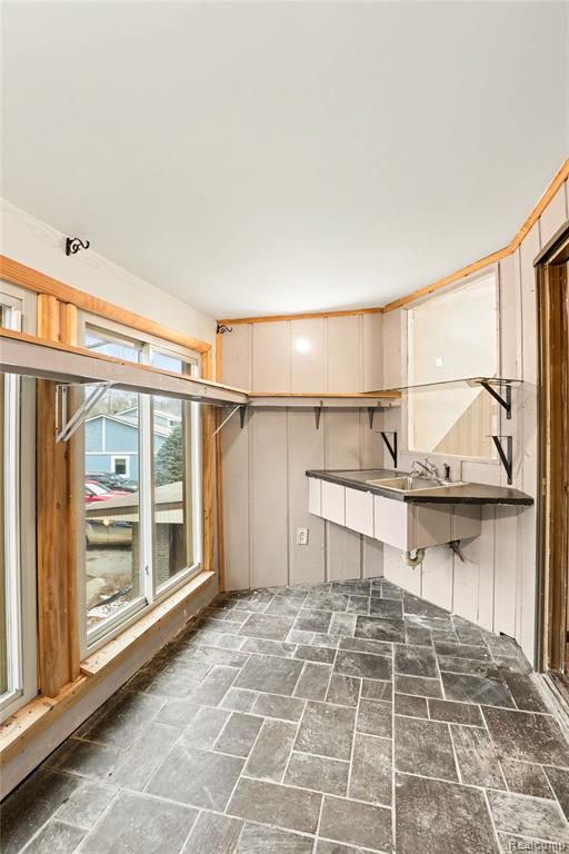 13490 Lakebrook Drive, Fenton, MI 48430 — Photo 19