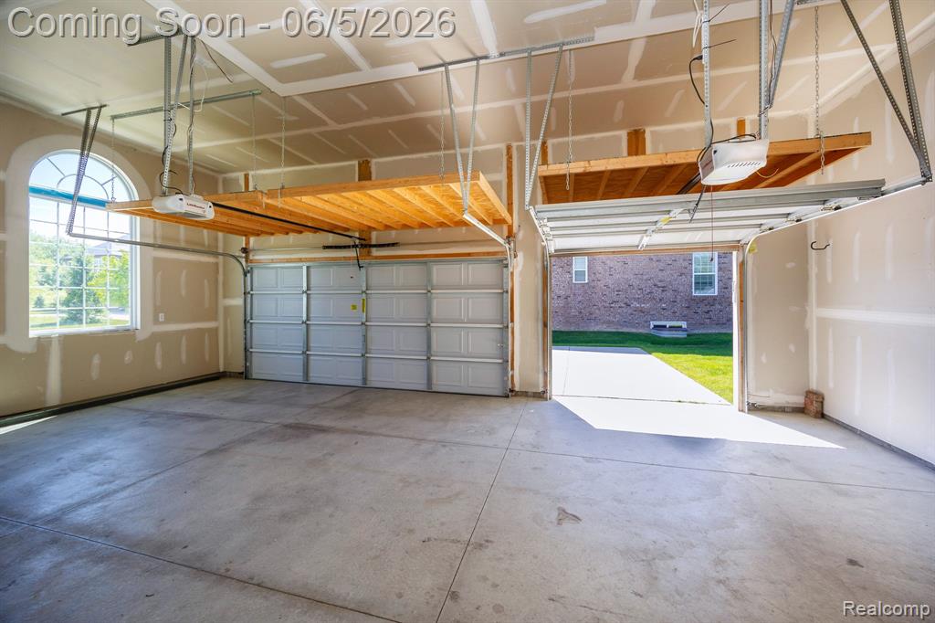 57558 Stoneleigh Drive, South Lyon, MI 48178 — Photo 70