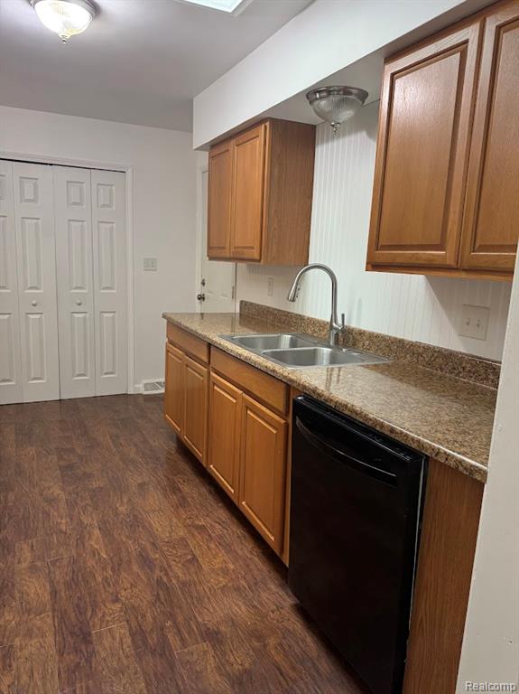 8124 Eldora Boulevard, Commerce Twp, MI 48382 — Photo 15