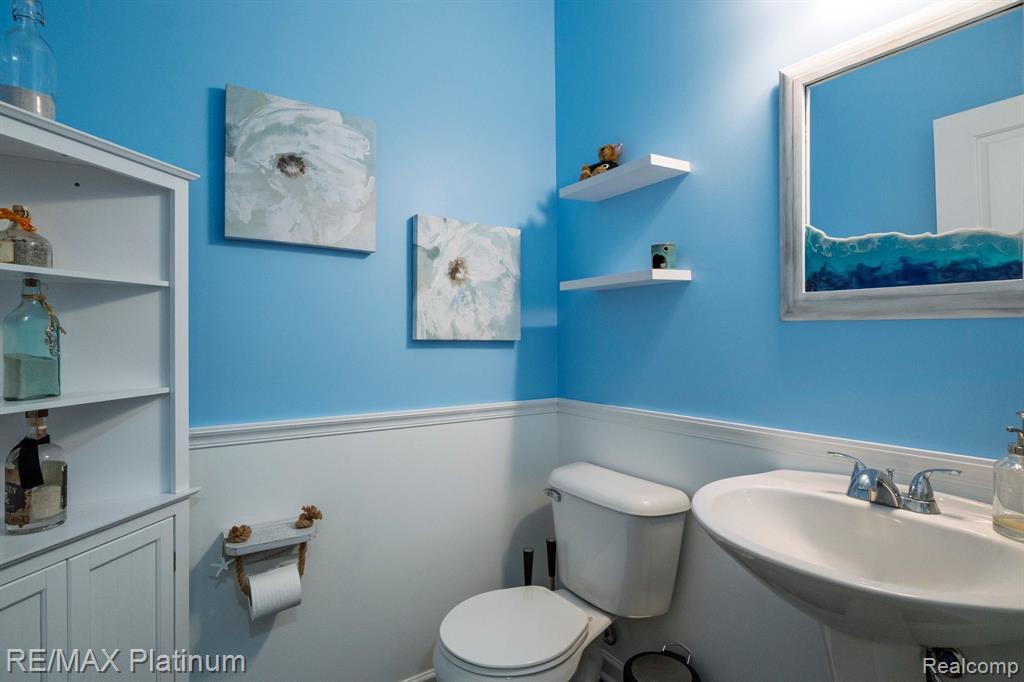 1402 SECRETARIAT Way, Howell, MI 48843 — Photo 30