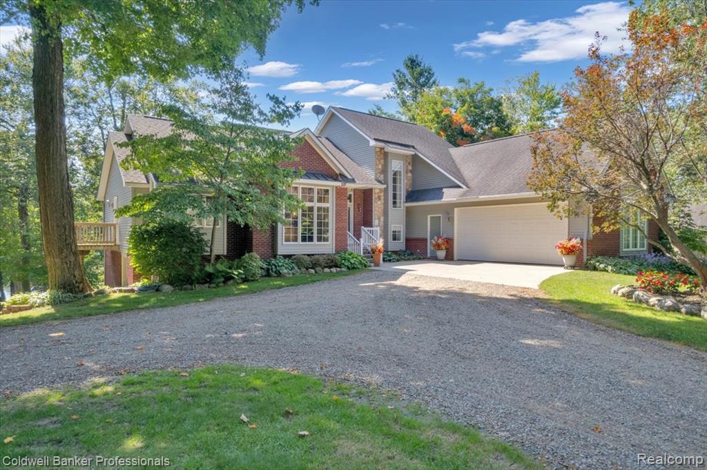 4655 Cusenza Drive, Otter Lake, MI 48464 — front exterior