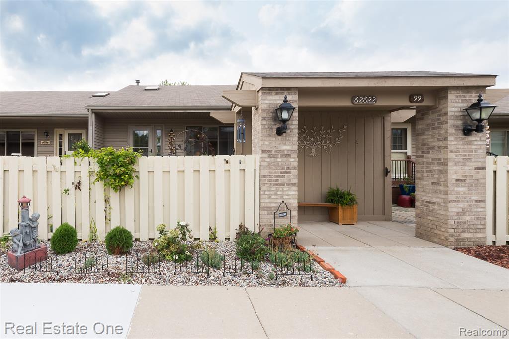 62622 RALEIGH COURT, 3, South Lyon, MI 48178