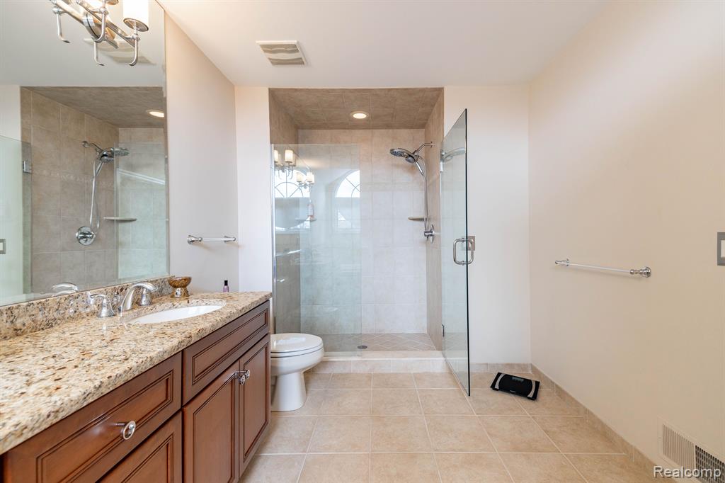 6458 ENCLAVE Drive, Clarkston, MI 48348 — Photo 40