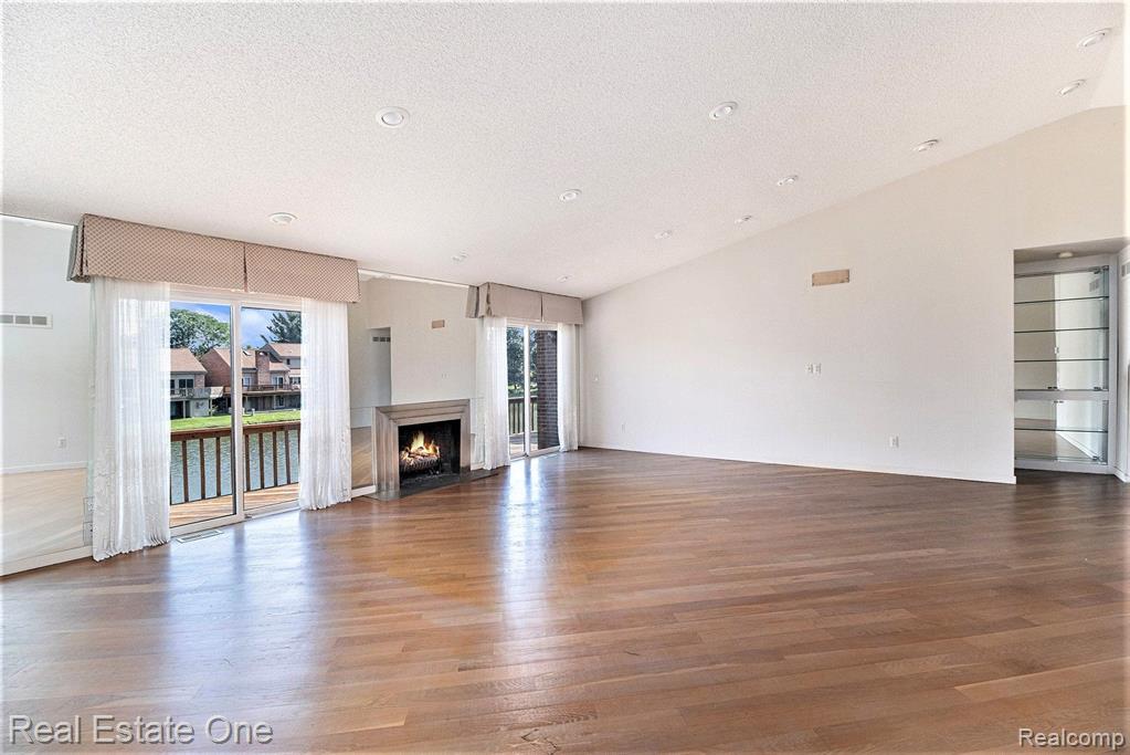 36824 ELK Cove, 27, Farmington Hills, MI 48331 — Photo 6