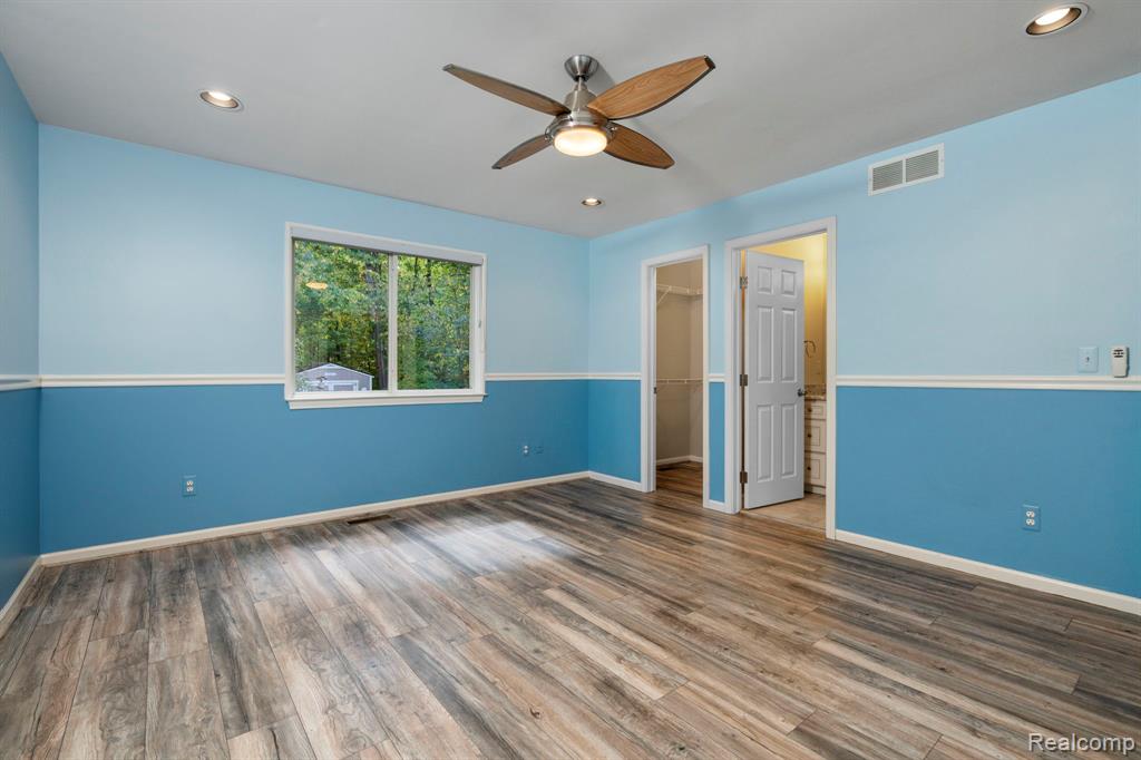 9438 Appleview Court, Brighton, MI 48116 — Photo 22