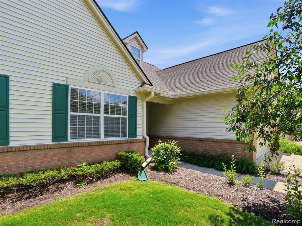 6394 Heron Park Way, Clarkston, MI — Photo 3