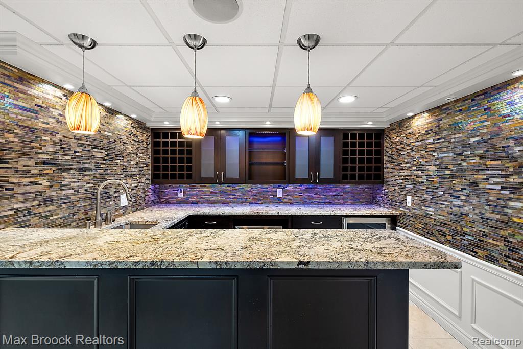 4696 PIER Court, Troy, MI 48098 — Photo 44