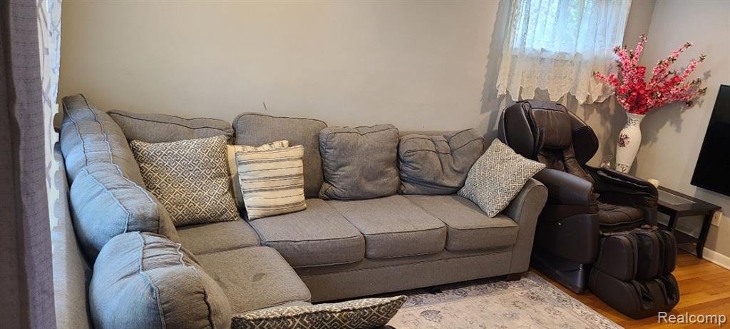4467 McKinley Street, Dearborn Heights, MI 48125 — Photo 3