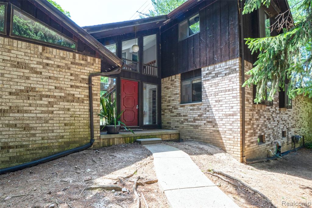 4565 Brookside Road, Fenton, MI 48430 — Photo 5