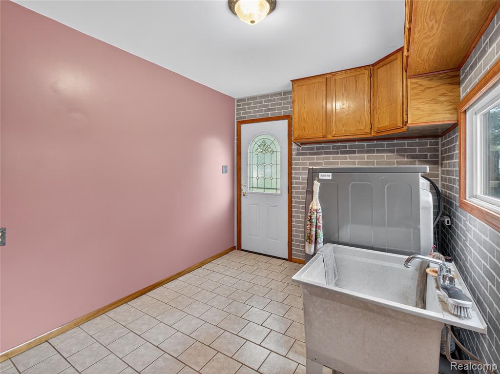 43801 Burtrig Road, Van Buren, MI 48111 — Photo 20