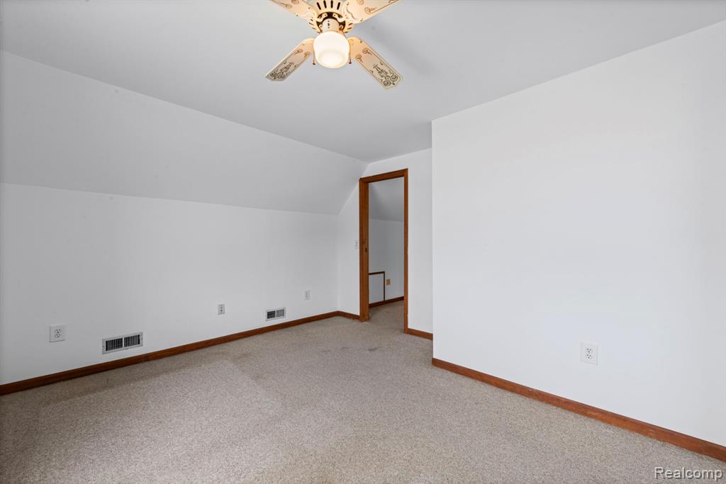 941 Pine Street, Wyandotte, MI 48192 — Photo 21