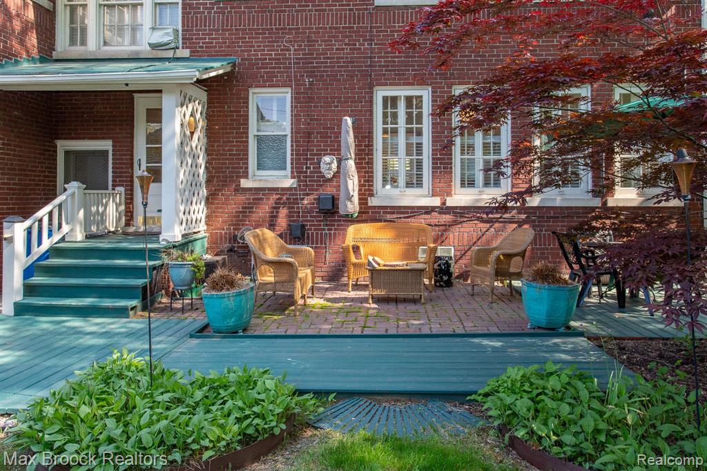 736 CHICAGO Boulevard, Detroit, MI 48202 — Photo 81