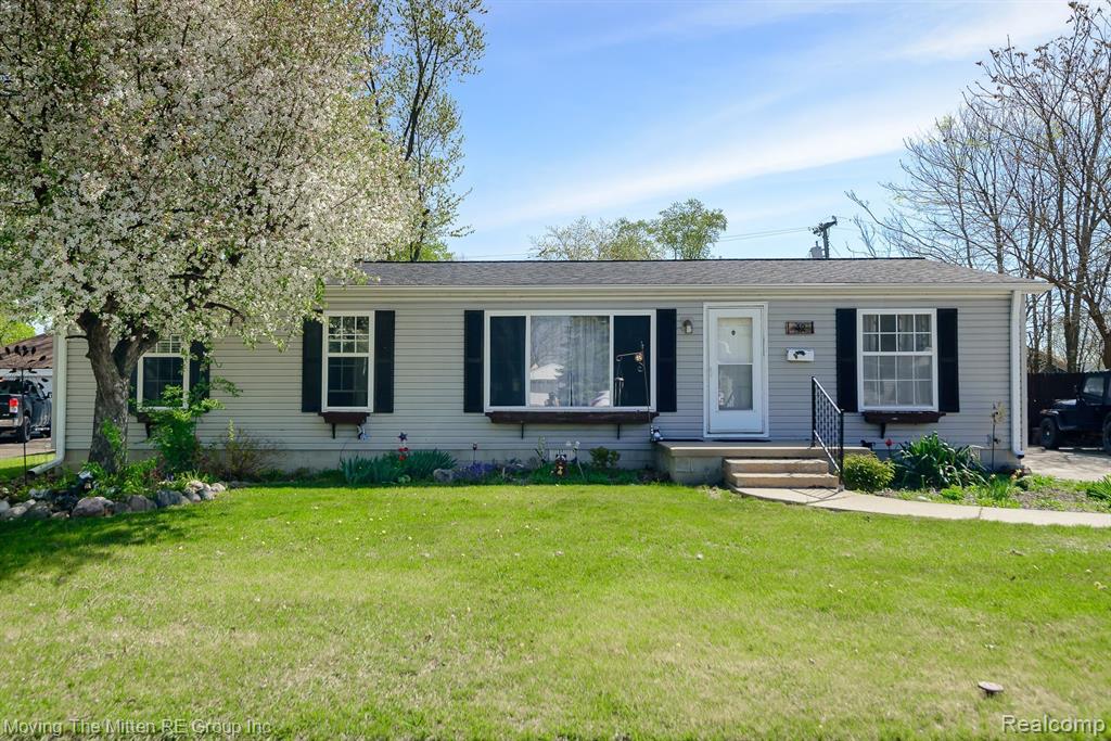 42 N BIGGS Street, Belleville, MI 48111 — Photo 38