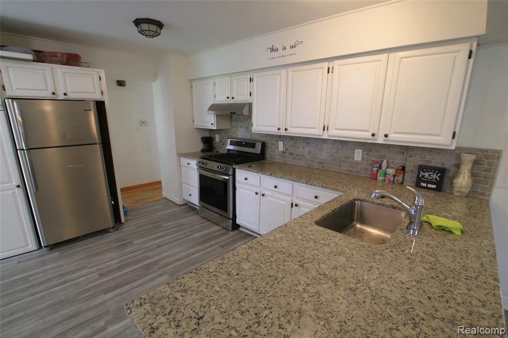 6325 Clarkston Road, Clarkston, MI — Photo 10