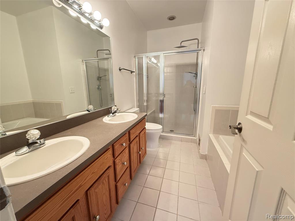 41568 GLADE Road, Canton, MI 48187 — Photo 17