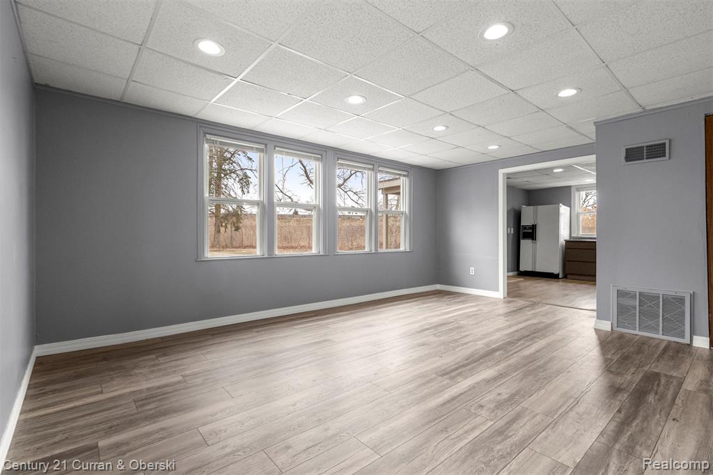 24915 Saint Paul Boulevard, Harrison Township, MI — Photo 11