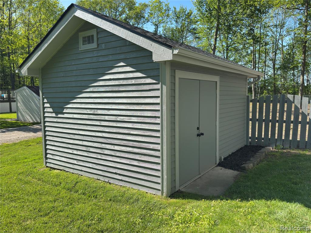 4233 State Road, Fort Gratiot, MI 48059 — Photo 58
