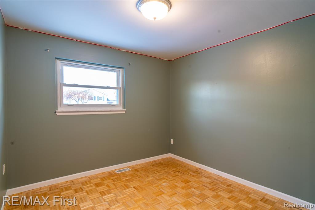 41498 Harvard Drive, Sterling Heights, MI 48313 — Photo 20