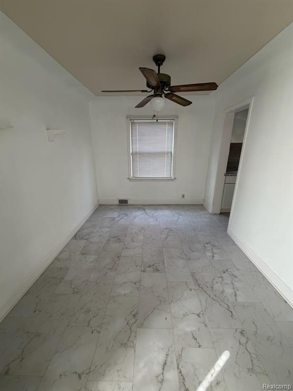 18034 Tracey Street, Detroit, MI 48235 — Photo 11