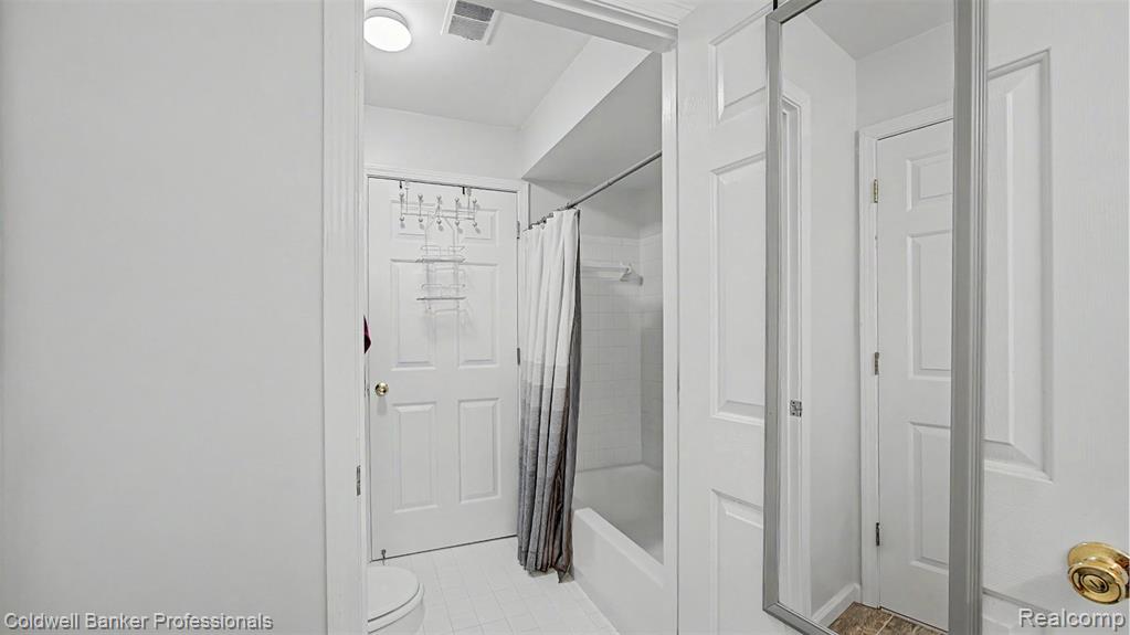 54762 Monarch Drive, Utica, MI 48316 — Photo 25