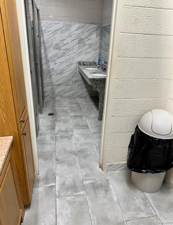 45504 CASS Avenue, Utica, MI 48317 — Photo 45