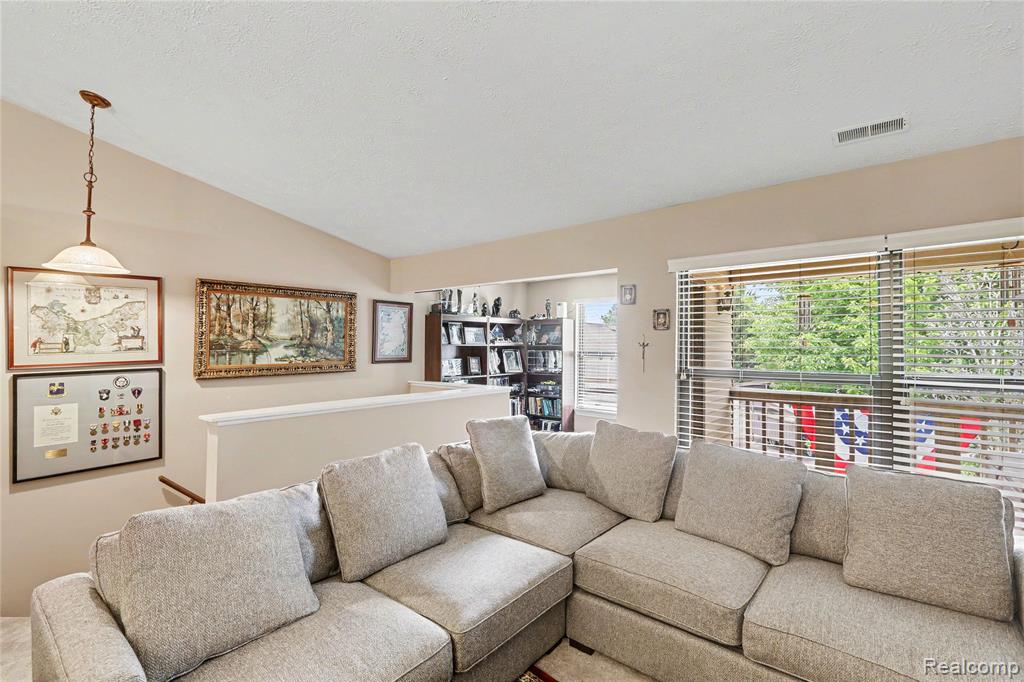 61154 Greenwood Drive, South Lyon, MI 48178 — Photo 9