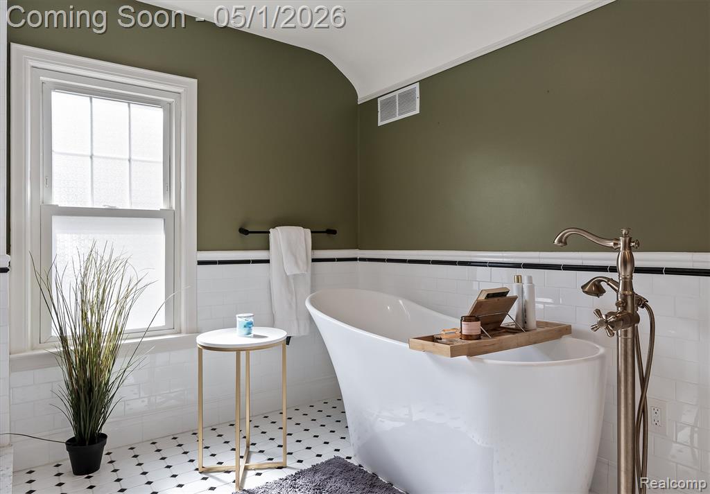 580 W Lewiston Avenue, Ferndale, MI 48220 — Photo 15