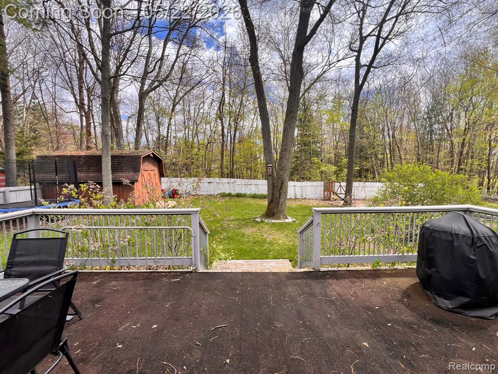 3556 Crestwood Drive, Lapeer, MI 48446 — Photo 46