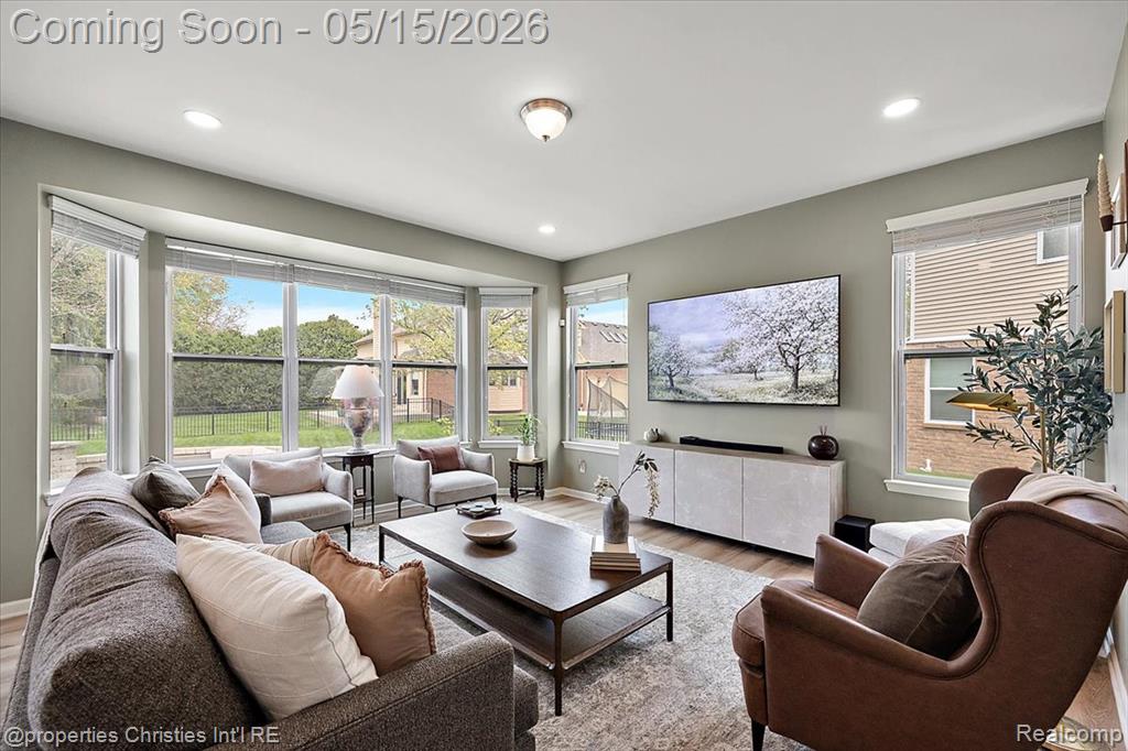 20251 Bonica Drive, Clinton Twp, MI 48038 — Photo 9