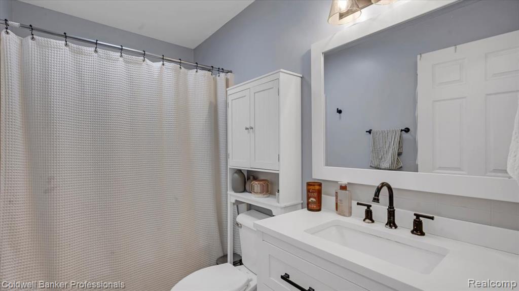 5554 Sandy Lane, Columbiaville, MI 48421 — Photo 23