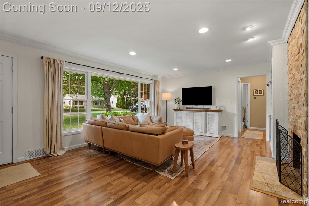 577 Bagley Street, Lake Orion, MI 48362 — Photo 5
