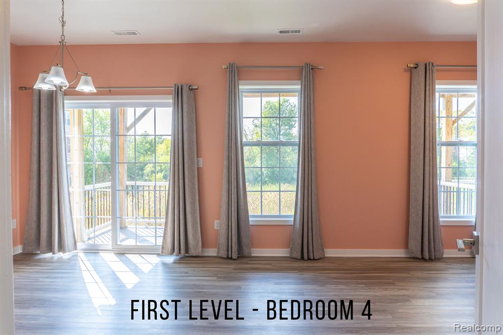 2836 RIDINGTON Road, Ann Arbor, MI 48105 — Photo 15