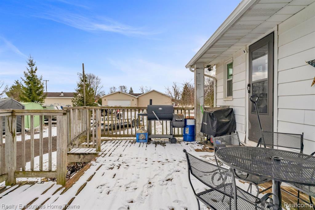 5086 STATE Road, Fort Gratiot, MI 48059 — Photo 34
