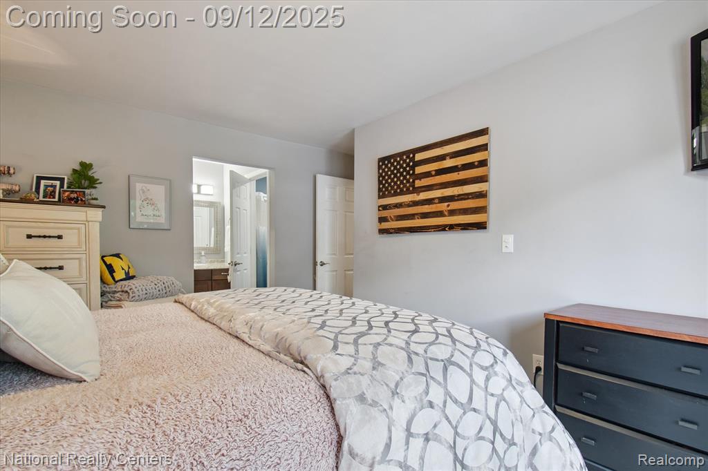 895 S Pontiac Trail, Walled Lake, MI 48390 — Photo 22