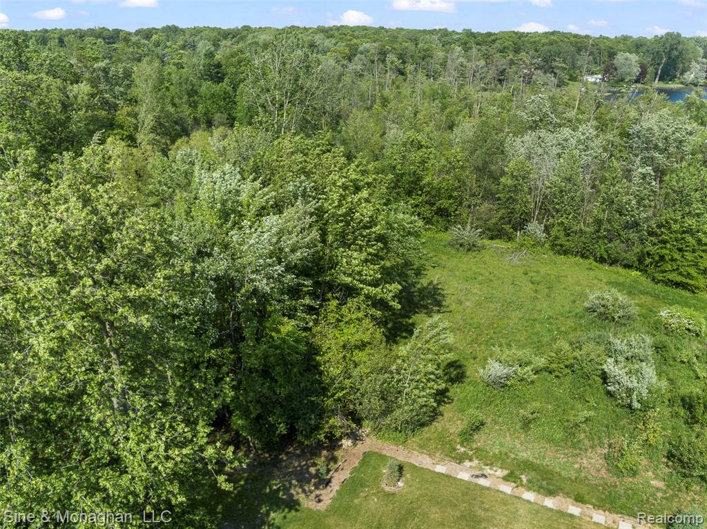 5401 Aberdeen Court, Clarkston, MI 48348 — Photo 46