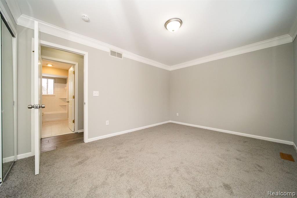 5266 ARGENTINE Road, Howell, MI 48855 — Photo 30