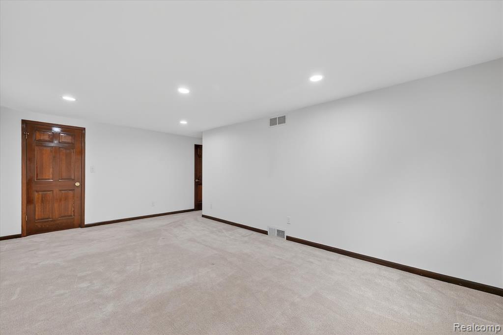 21770 Riverview Drive, Beverly Hills, MI 48025 — Photo 31