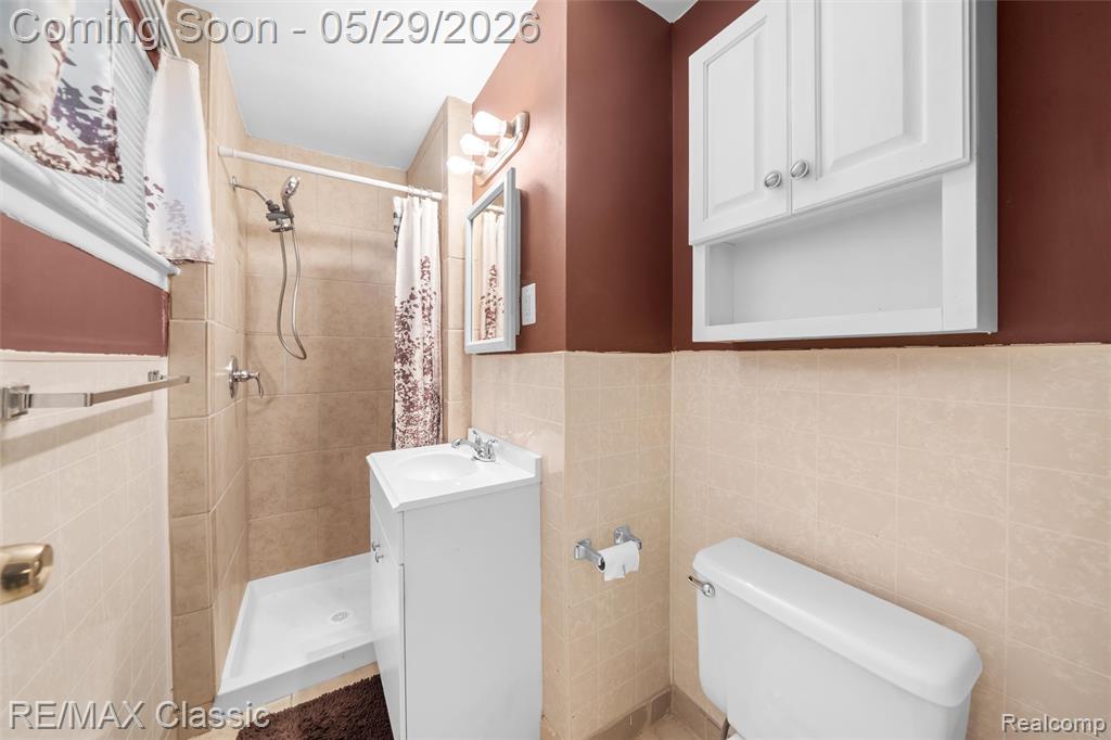 15586 Oakbrook Street, Romulus, MI 48174 — Photo 23
