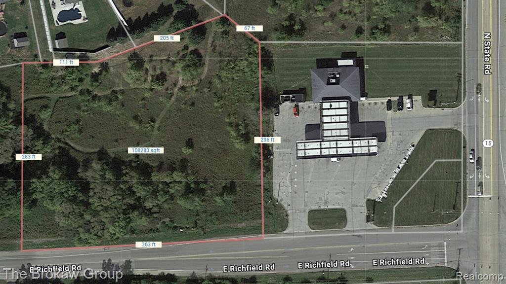 9805 E Richfield Road, Davison, MI 48423 — Photo 2