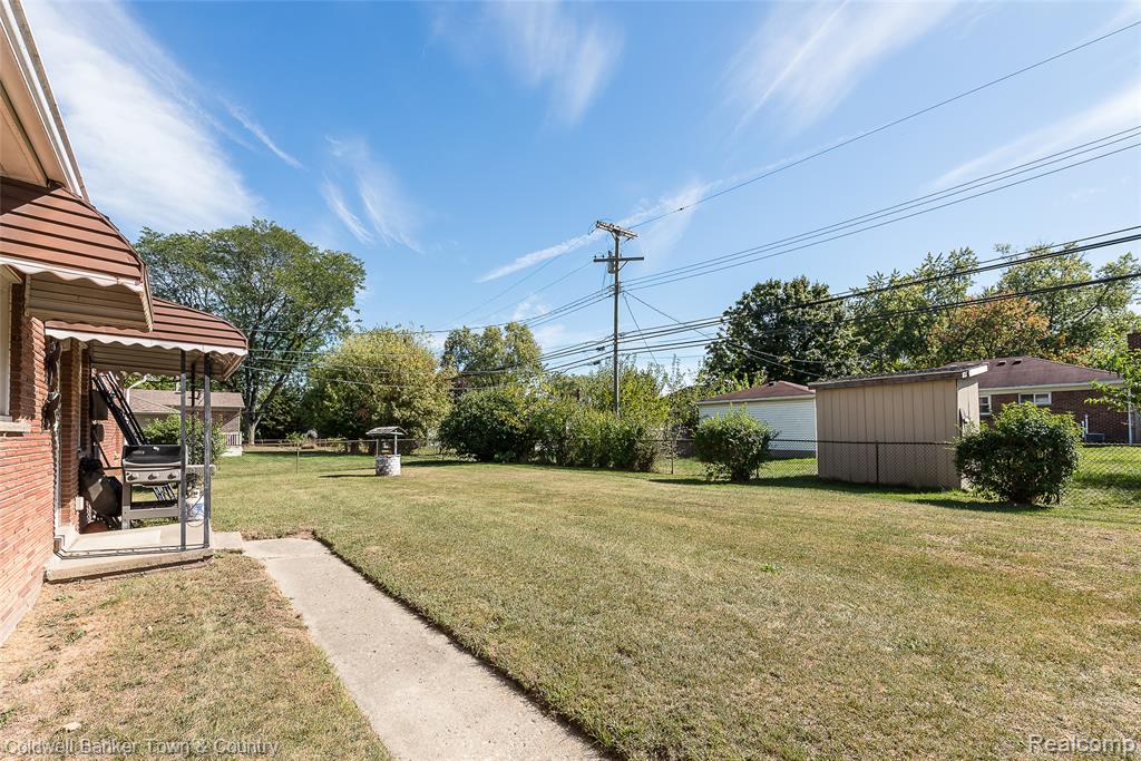 32297 Warren Road, Garden City, MI — Photo 4