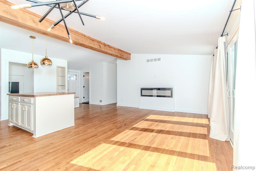 811 NORWICH Street, Birmingham, MI 48009 — Photo 10