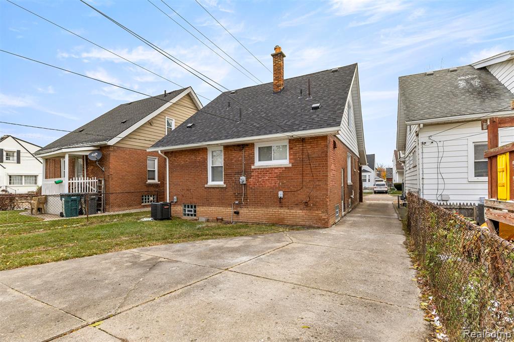 6463 Payne Avenue, Dearborn, MI 48126 — Photo 35