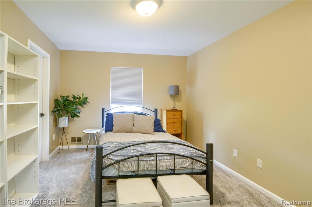 4422 JORDAN Drive, Grand Blanc, MI 48439 — Photo 21