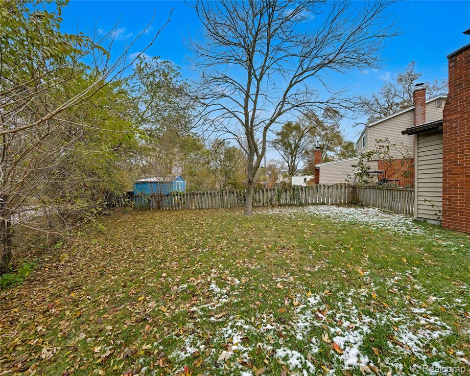 43355 Ryer Court, Sterling Heights, MI 48313 — Photo 24