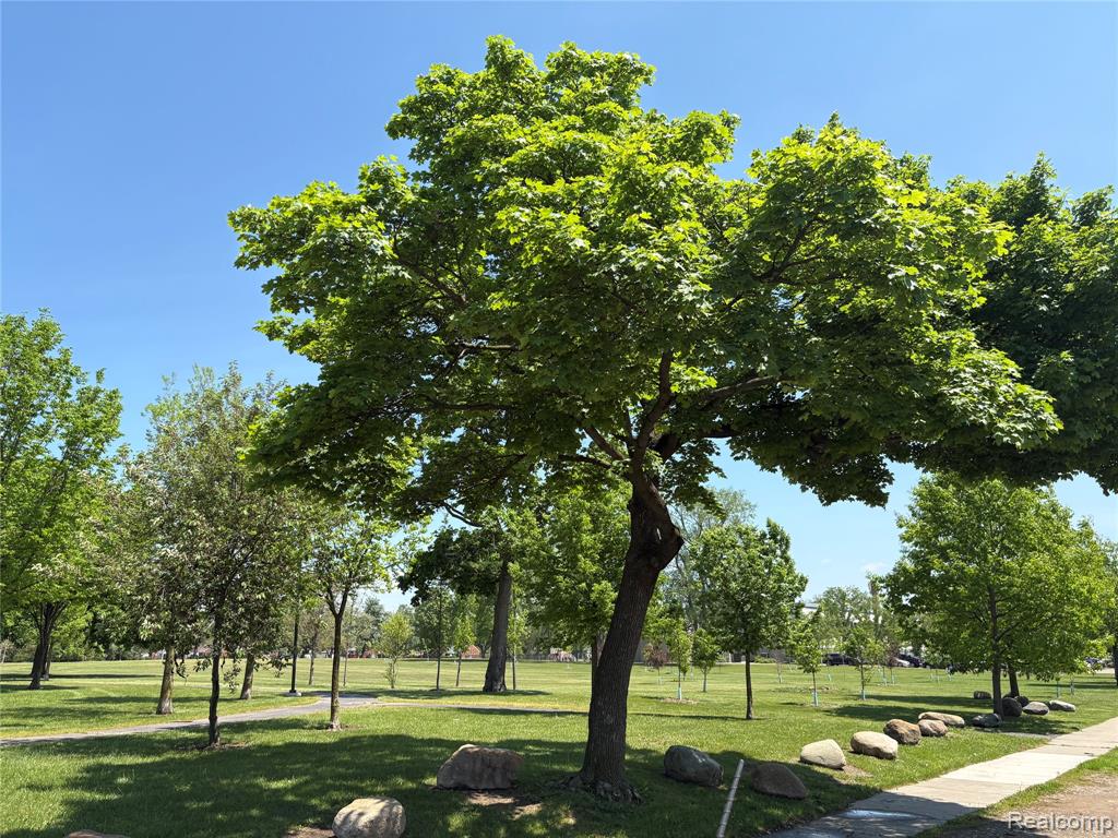 18418 Edinborough Road, Detroit, MI 48219 — Photo 24