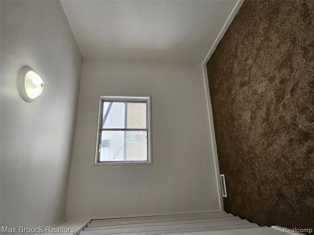 4052 Bayhan Street, Inkster, MI 48141 — Photo 8
