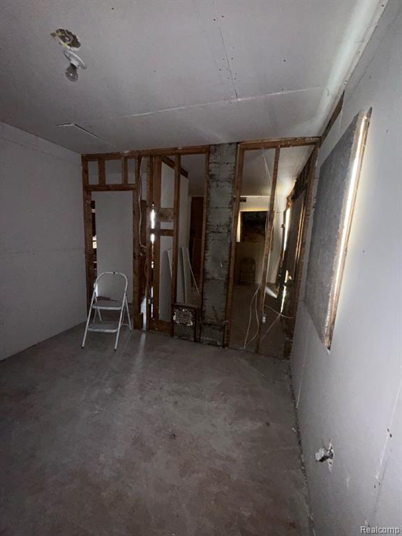 5225 Maplewood Street, Detroit, MI 48204 — Photo 12