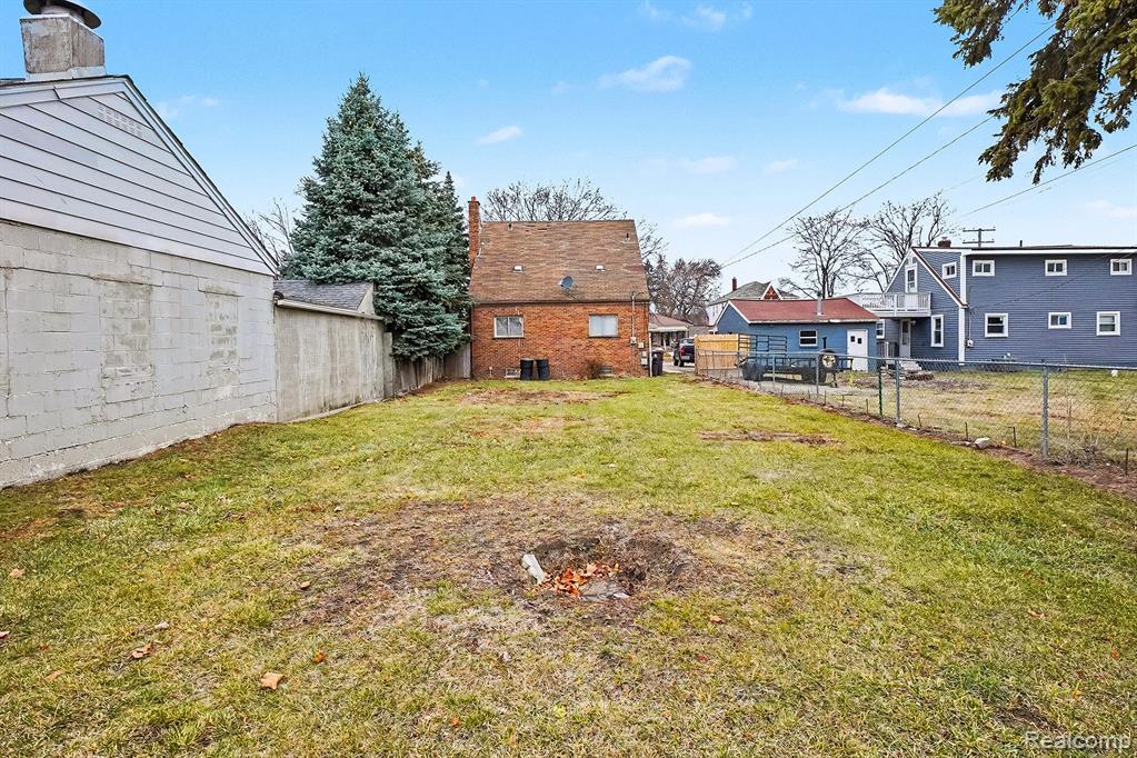 7356 Wiegand, Center Line, MI 48015 — Photo 22