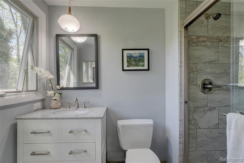 19341 Devonshire Street, Beverly Hills, MI 48025 — Photo 25