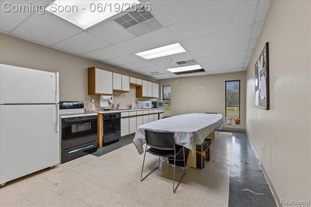 17421-17321 Telegraph, Detroit, MI 48219 — Photo 41